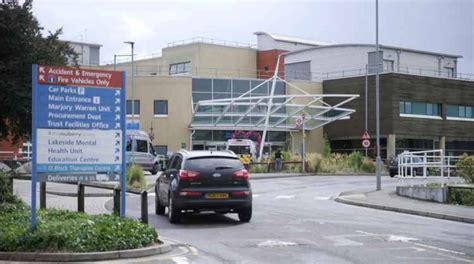 Visiting times start up again at West Middlesex Hospital | Local News | News | Brentford Nub ...