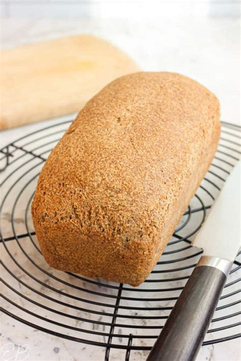 Low FODMAP Bread recipe (Gluten-Free, Vegan, Easy!) - Eat Beautiful