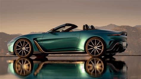 2023 Aston Martin V12 Vantage Roadster Debuts As A 690-HP Hair Dryer