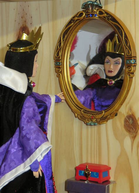 https://flic.kr/p/rPM7Q7 | Evil Queen in front of her Magic Mirror Rey, Evil Queens, Magic ...