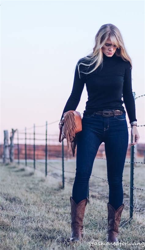 high waisted jeans outfit with cowboy boots and black turtleneck ...