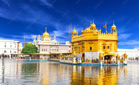 Beautiful view of golden temple shri darbar sahib in Amritsar, Punjab Stock Photo | Adobe Stock