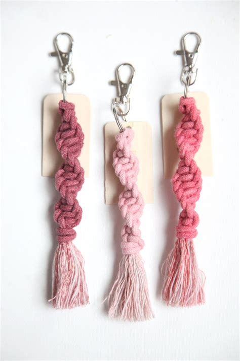 Diy Macrame Keychain Tutorial - Do It Yourself