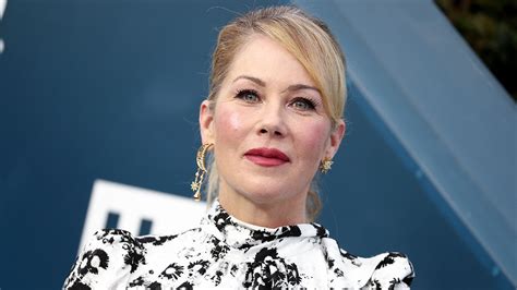 Christina Applegate ignored early MS symptoms: 'I didn't pay attention' - WebTimes