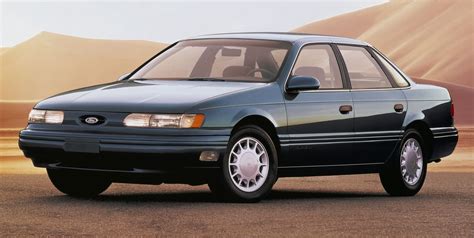 1992 Ford Taurus Wagon Retro Review Video by Motorweek