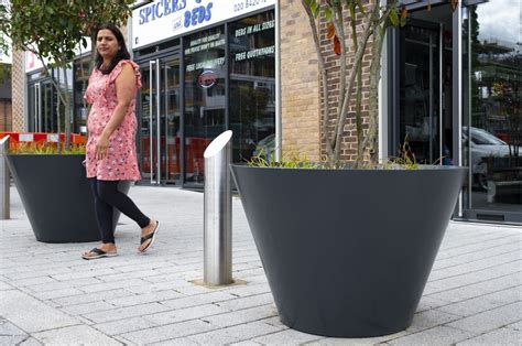 South Oxhey – Public Realm Planters, Flared, Tapered & Cone Shaped Planters without Rims