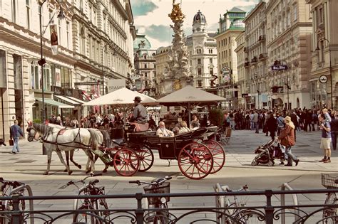 Stephansplatz, Vienna | Adventure, Favorite places, Petersburg