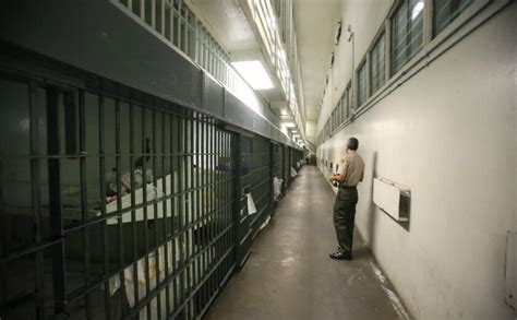 Men's Central Jail needs to go, but how should L.A. County replace it ...