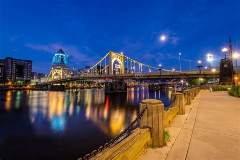 The Pittsburgh Skyline at Sunrise Editorial Stock Photo - Image of ...