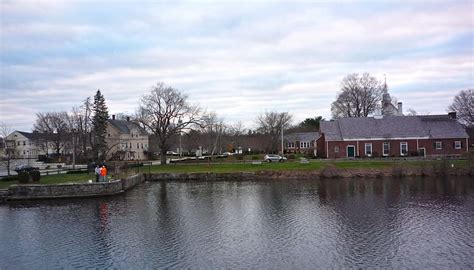 Harrisville RI | New England Mill Village Travel | VisitingNewEngland.com