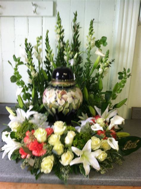 Alisha Wong: Flowers For Cremation Memorial Service : Memorial Service ...