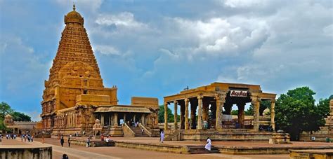 Brihadeeswarar Temple History (Thanjavur Big Temple)