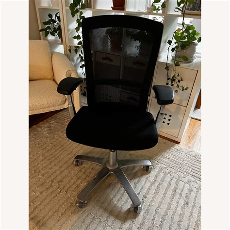 Knoll Life Office Chair Black - AptDeco