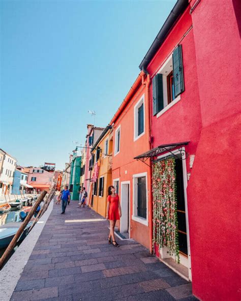 A Perfect Day Trip to Burano And Murano From Venice - World of Lina