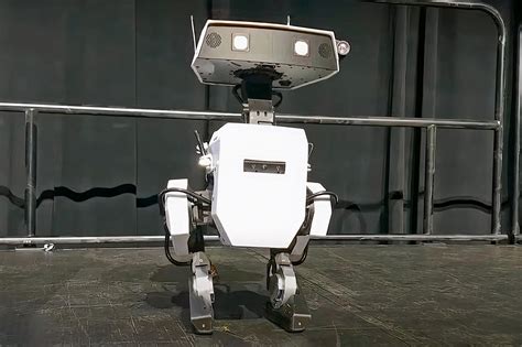 Walt Disney Imagineering Unveils a New Bipedal Robot with Near Perfect Balance - TechEBlog