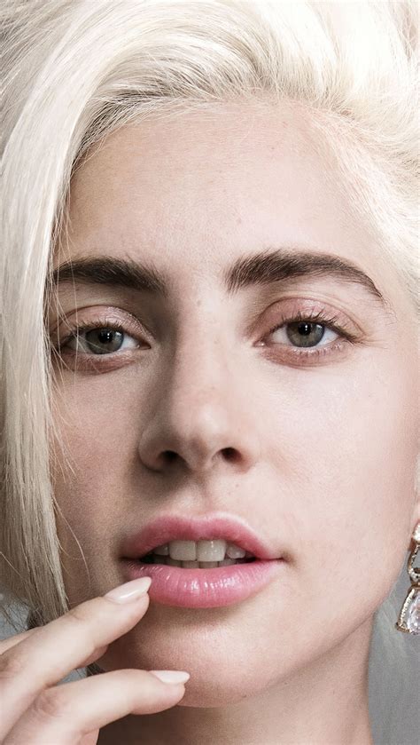 Lady Gaga Without Makeup - Kapamotu