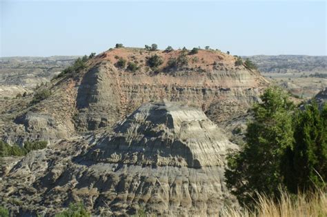 Painted mountain, North Dakota | Paint mountain, North dakota, Natural landmarks