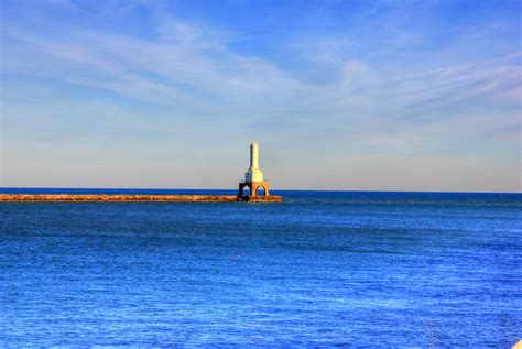 Lighthouse in the afternoon at Port Washington, Wisconsin image - Free ...