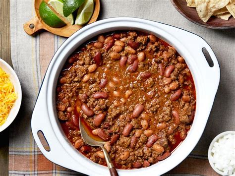 Simple, Perfect Chili Recipe | Ree Drummond | Food Network