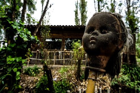 How to Visit The Island Of The Dolls - "Isla De Las Muñecas" - Amy's Crypt