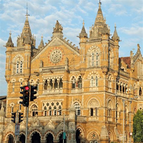 Building of antique railway station in Mumbai — Stock Photo ...