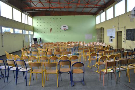 Free Images : table, architecture, wood, technology, auditorium, chair ...