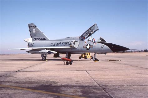 F-106B 57-2517 Montana Air Guard, Tinker Air Base, Dec 1983 Air Force Planes, Military Jets ...