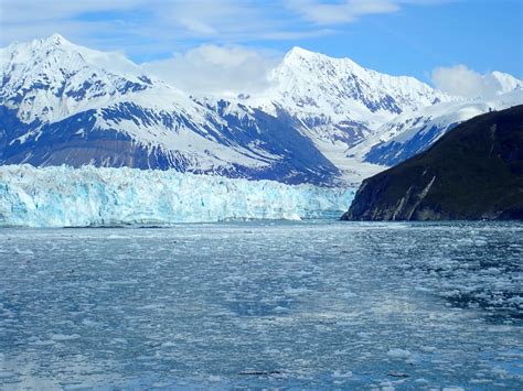 Our Amazing Alaska Adventure: The Hubbard Glacier