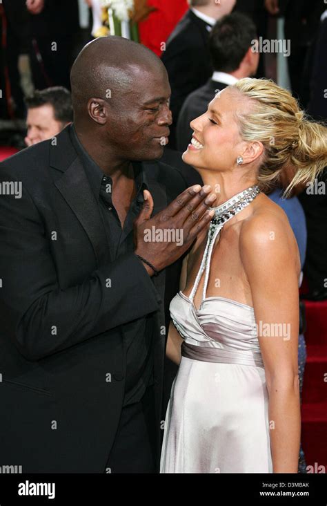 (dpa) - British singer Seal and his wife German topmodel Heidi Klum ...