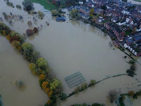 Picture gallery of Tewkesbury in the floods of November 2019 - Gloucestershire Live