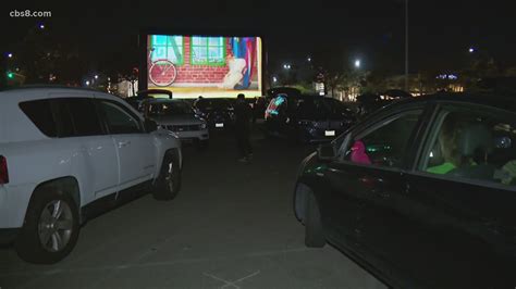 With indoor theaters closed, one mall parking lot offers "Movies under the Stars" | cbs8.com