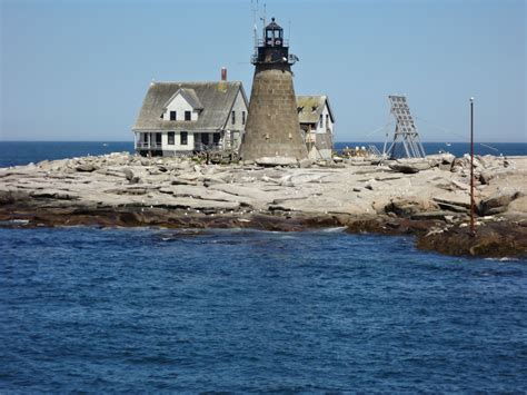 Lighthouse in Bar Harbor, Maine. | Maine, Travel usa, Bar harbor maine