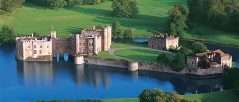 Castle hotels near London England for romantic getaways