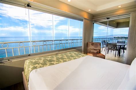 Waikiki Shore by OUTRIGGER | Hawaii Vacation Condos