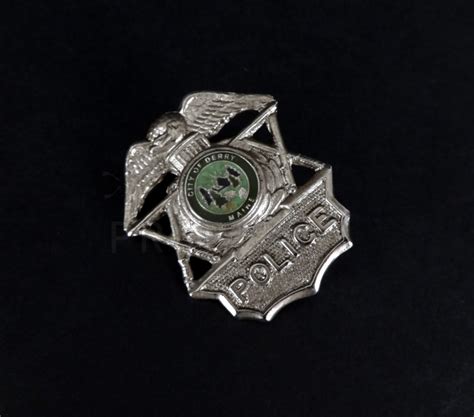 IT Derry Maine Police Hat Badge [SOLD]