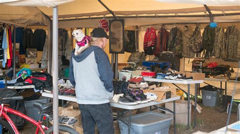 Photos: Thousands Flock to Packwood Flea Market | The Daily Chronicle