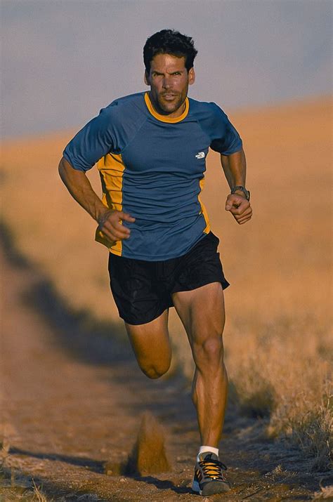 Dean Karnazes' The Road to Sparta: Millionaire to marathon | Daily Mail ...