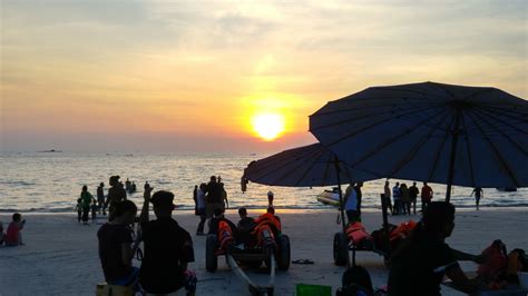 Pantai Cenang Beach Tours - Book Now | Expedia