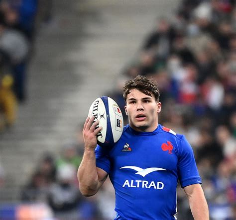 Coupe du monde de rugby : Antoine Dupont titulaire pour le quart de finale contre l'Afrique du Sud