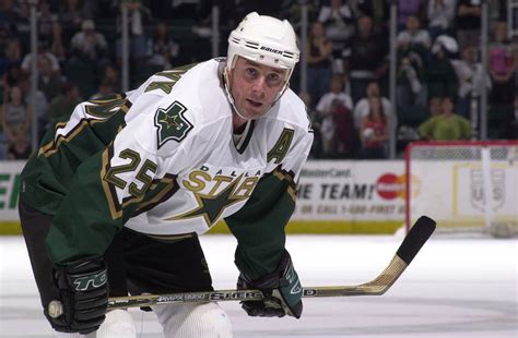 Dallas Stars' All Stars: The Top 10 Players in Team History | Dallas stars, National hockey ...