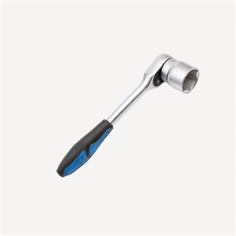 Socket Wrench – Renovator