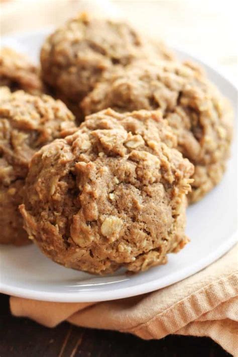 Soft Pumpkin Oatmeal Cookies (gluten-free, dairy-free option) - Mile High Mitts