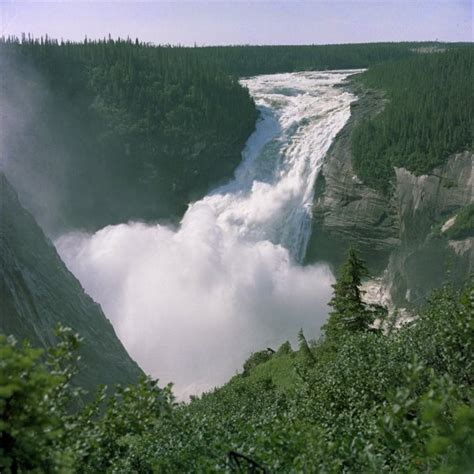 Churchill Falls | Newfoundland and labrador, Natural landmarks, Waterfall