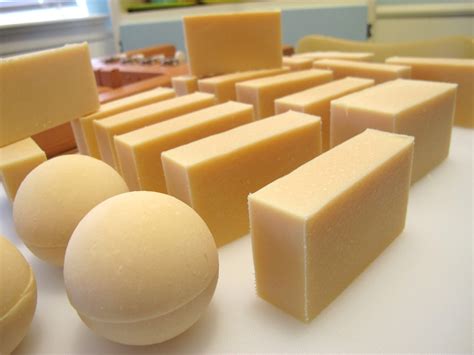 How to make Goats Milk Soap Using Farm Fresh Goat’s Milk – Lovin Soap Studio