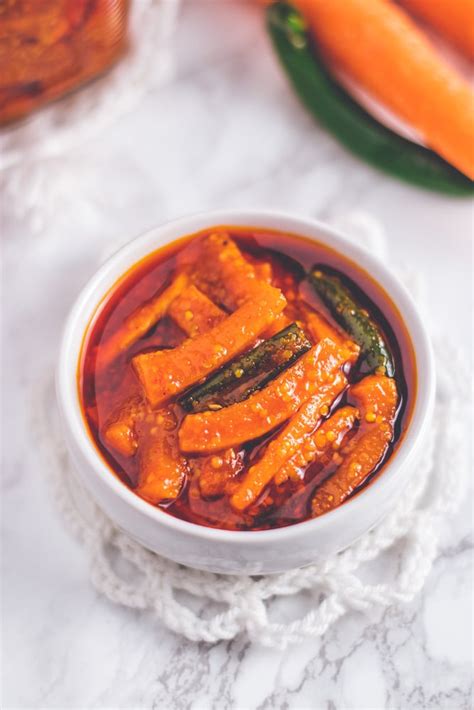 Carrot Pickle Recipe (Indian Gajar Ka Achar) - Spice Up The Curry