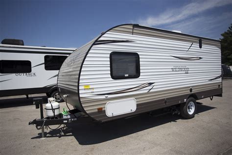 World's Smallest Toy Hauler Wildwood X-lite Fsx Series 180rt Travel Trailer Sale - New Forest ...