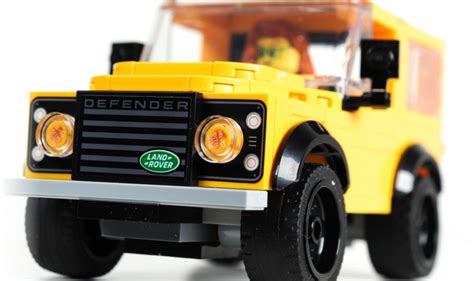 LEGO Bring Us A Mini Land Rover Classic Defender