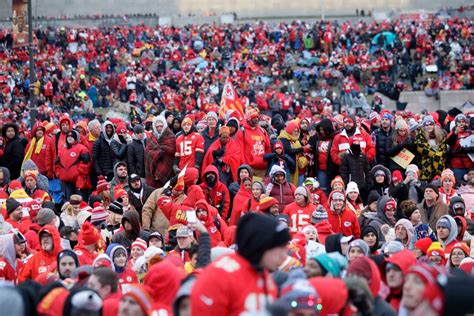 WATCH Kansas City Chiefs Super Bowl Parade: Free Live Stream, Time, TV ...