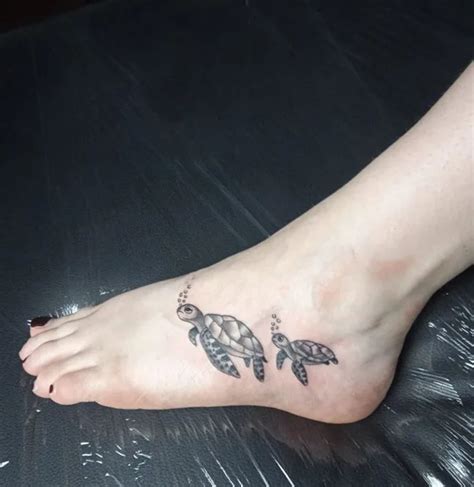 89 Meaningful Sea Turtle Tattoo Ideas For 2023