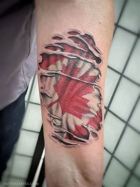 Canadian flag - Tattoo Abyss Montreal